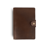 Case A5 Domus Couro Marrom, vista frontal – DANTE Capelli