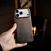 Capa para Iphone Couro Marrom
