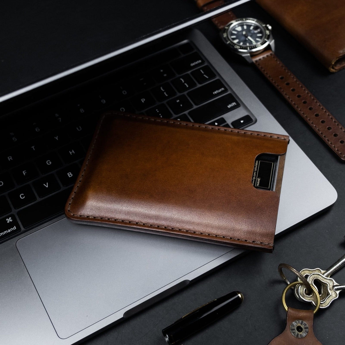 Capa de Couro para Calculadora HP12c, vista lateral – DANTE Capelli