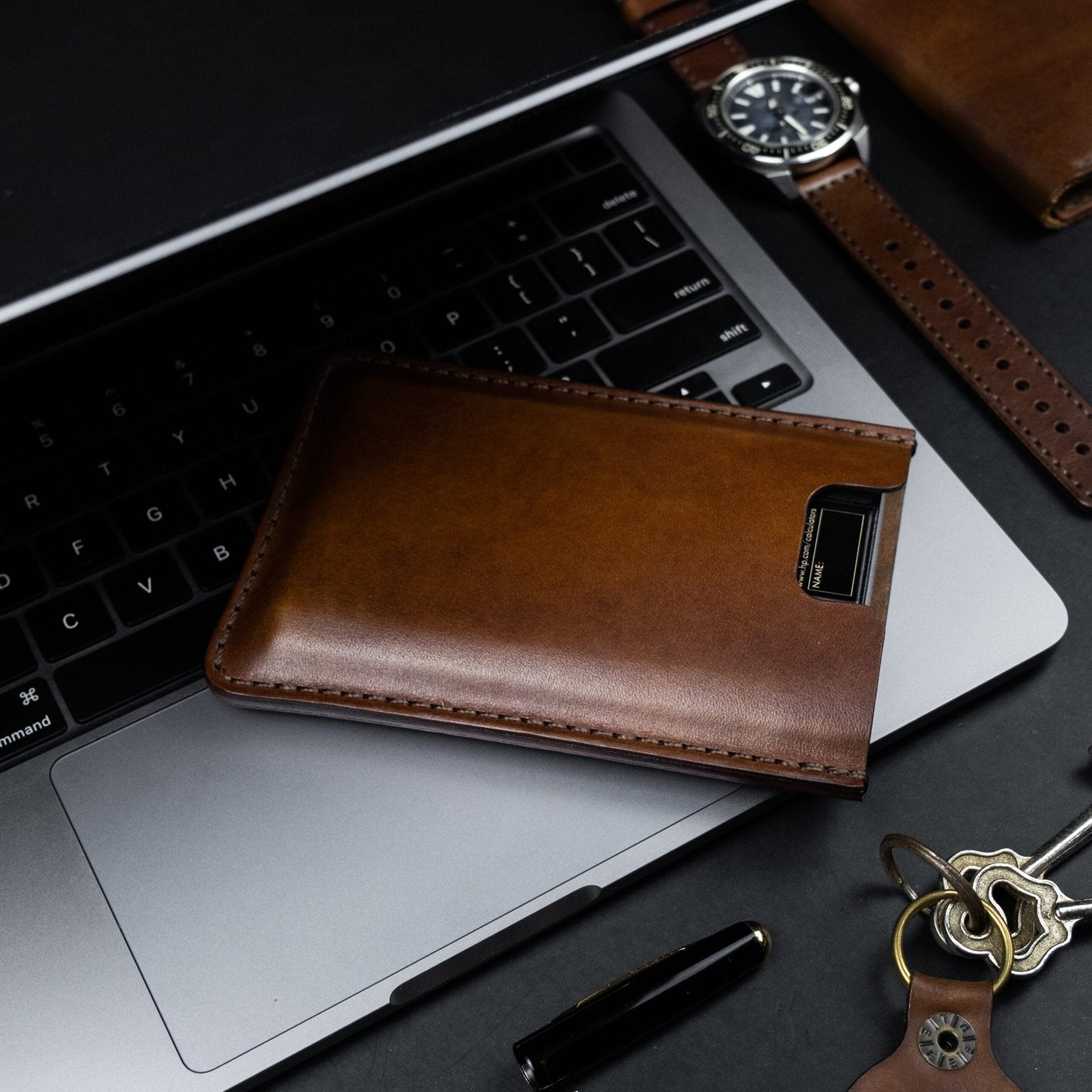 Capa de Couro para Calculadora HP12c, vista lateral – DANTE Capelli