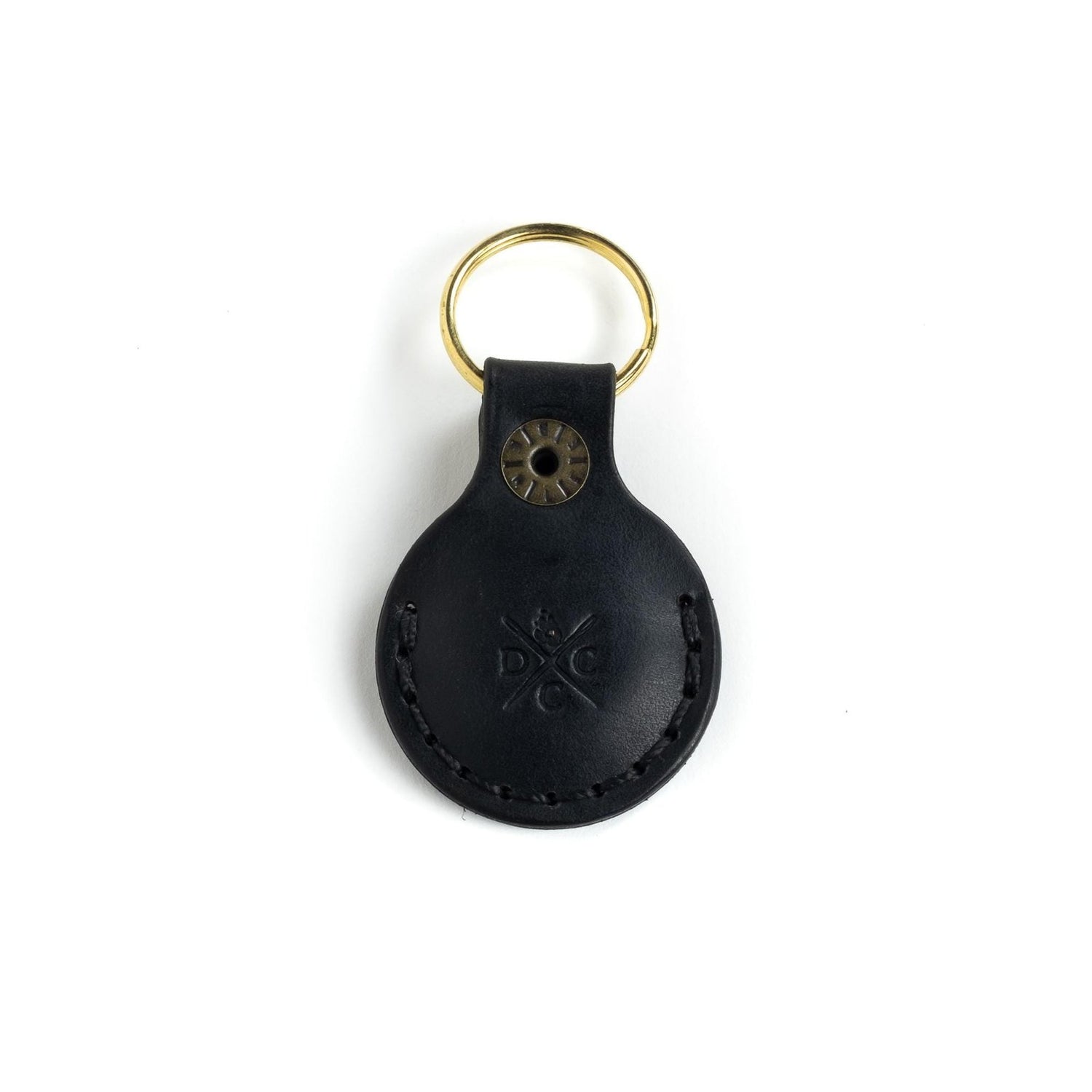 Chaveiro de Couro AIRTAG Preto, detalhe do encaixe do AirTag – DANTE Capelli