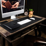 Desk Pad de Couro Preto, detalhe da costura – DANTE Capelli