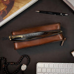 Kit Domus Couro Marrom, detalhe do estojo – DANTE Capelli