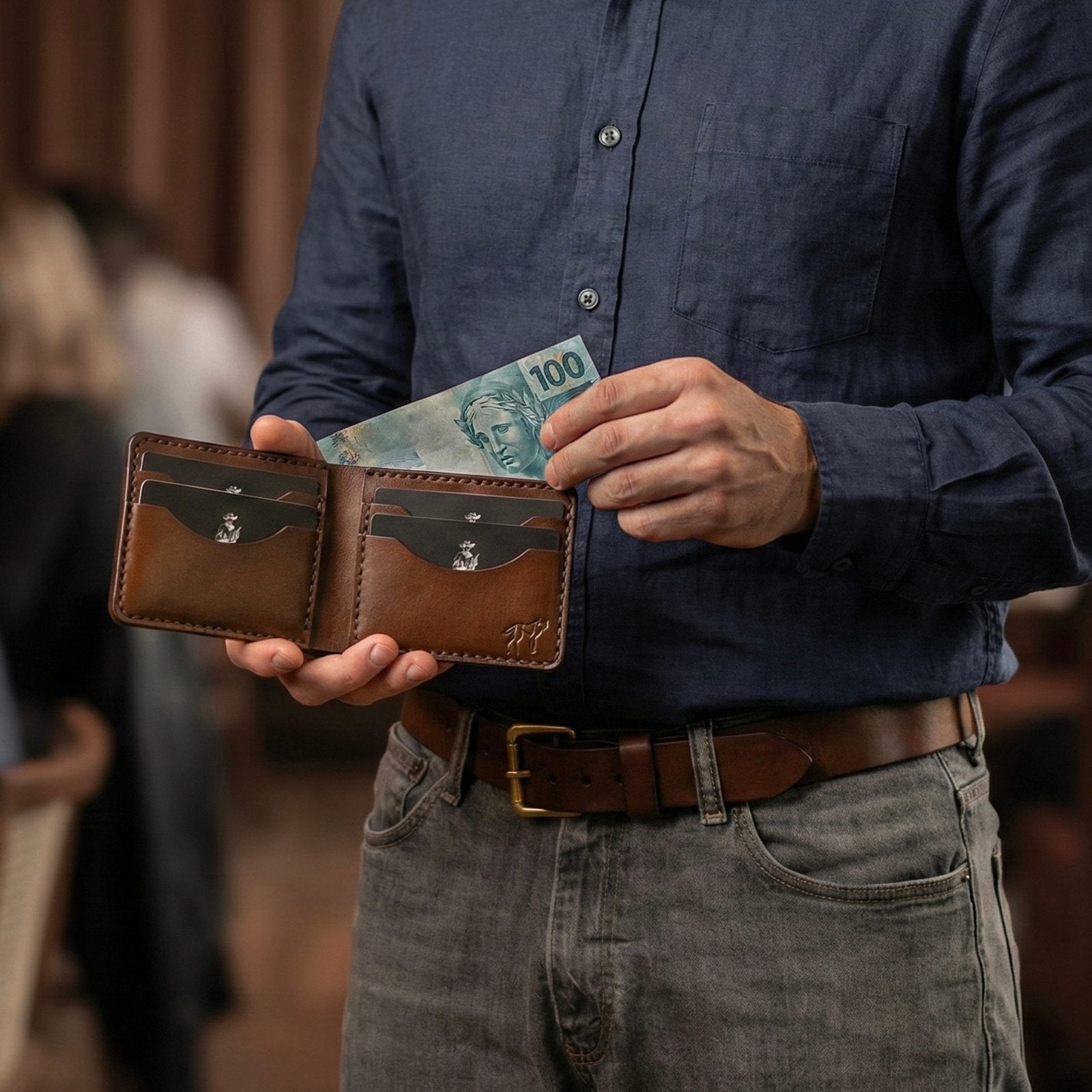 Kit Tradicional Carteira No.7 + Cinto Marrom, styling lifestyle – DANTE Capelli