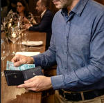 Kit Tradicional Carteira No.7 + Cinto Preto, still lifestyle adicional – DANTE Capelli