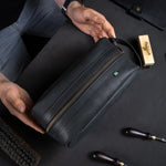 Necessaire em Couro Preta, vista interna aberta – DANTE Capelli