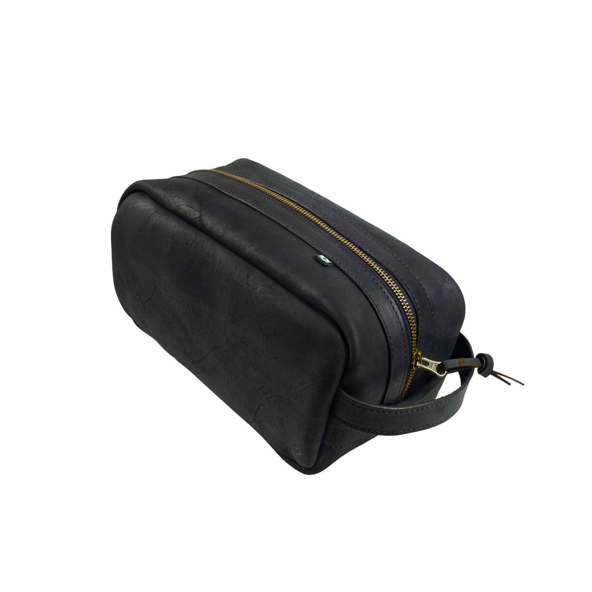 Necessaire em Couro Preta, still promocional – DANTE Capelli