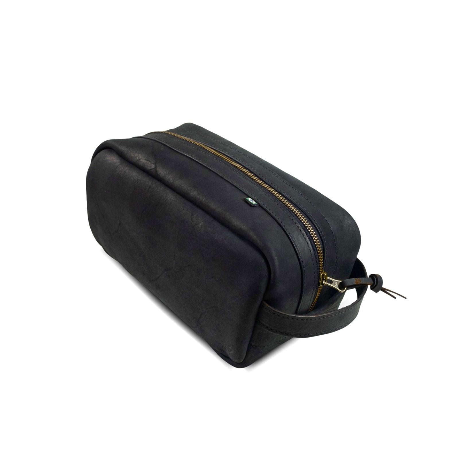 Necessaire em Couro Preta, segundo still promocional – DANTE Capelli