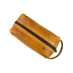 Necessaire em Couro Savana, terceiro still – DANTE Capelli