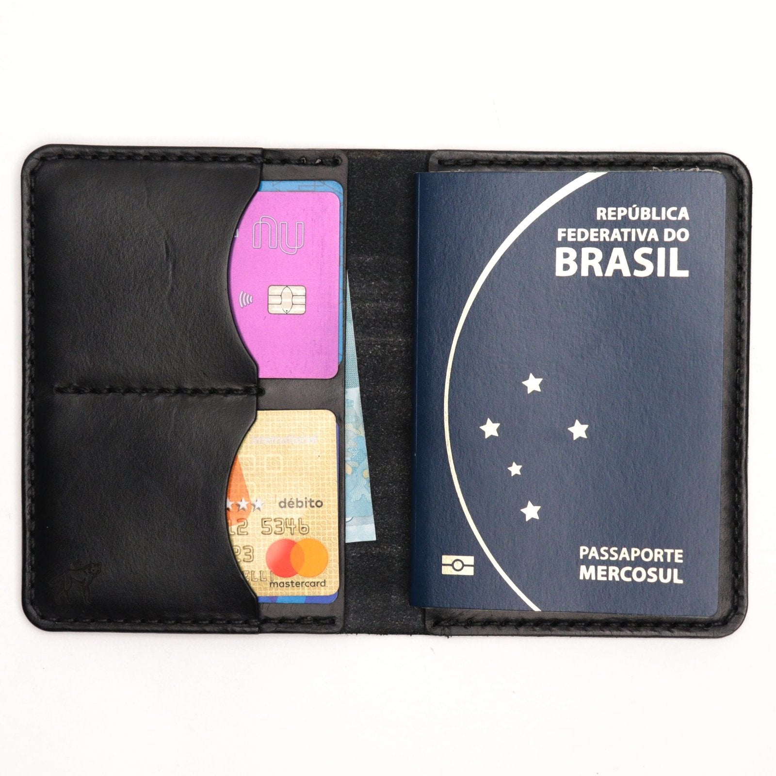 Porta Passaporte de Couro Preto, vista interna aberta – DANTE Capelli