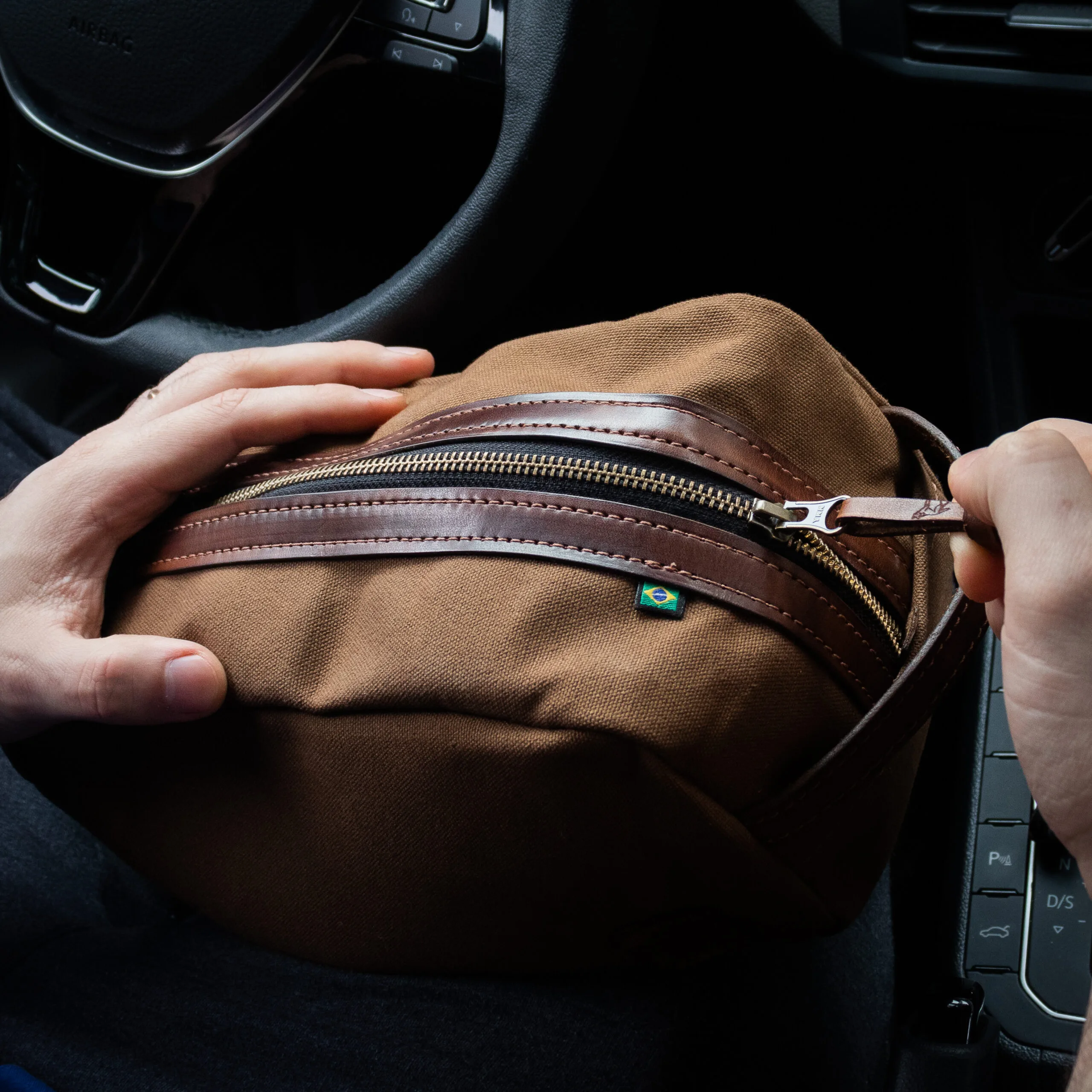 Necessaire Lona Encerada e Couro Marrom - Imagem 4